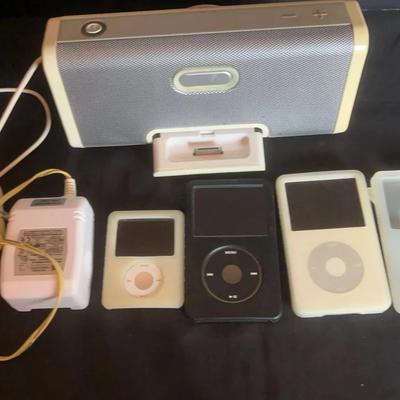 3 iPods & Accessories