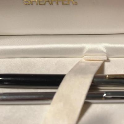 Sheaffer: White Dot Legacy Fountain Pen & Vintage White Dot Mechanical Pencil
