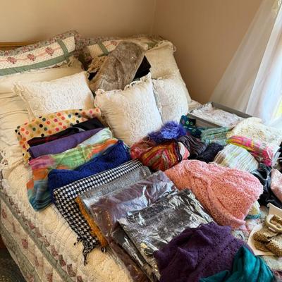 Sale Photo Thumbnail #407