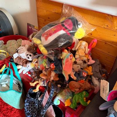 Sale Photo Thumbnail #696