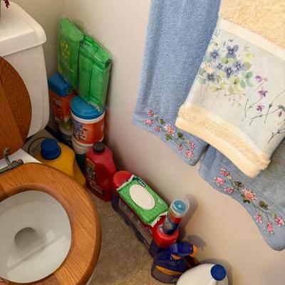 Sale Photo Thumbnail #654