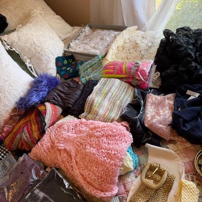 Sale Photo Thumbnail #415