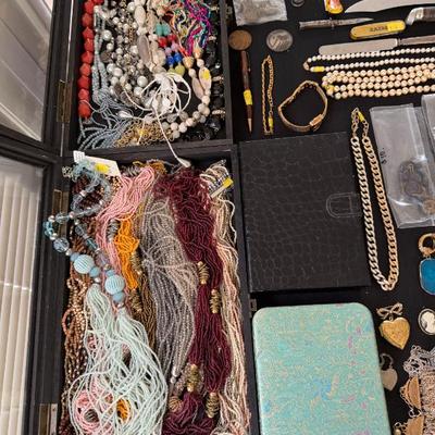 Sale Photo Thumbnail #447