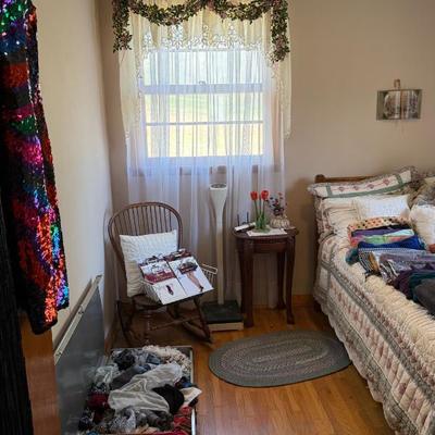 Sale Photo Thumbnail #393