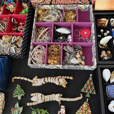 Sale Photo Thumbnail #455