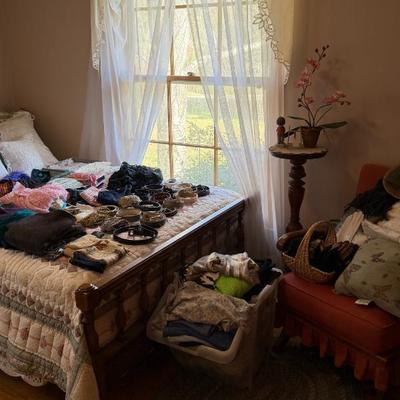 Sale Photo Thumbnail #394