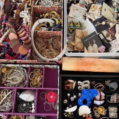 Sale Photo Thumbnail #456