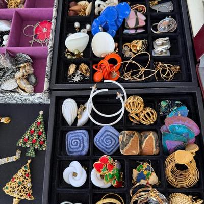 Sale Photo Thumbnail #459