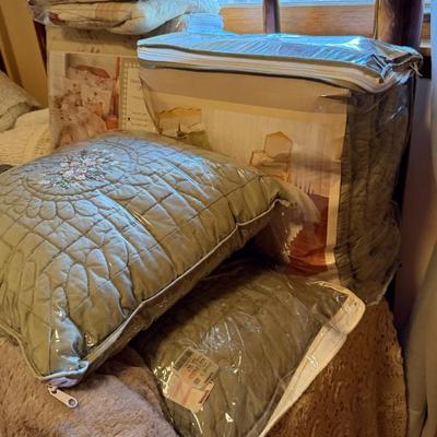 Sale Photo Thumbnail #318