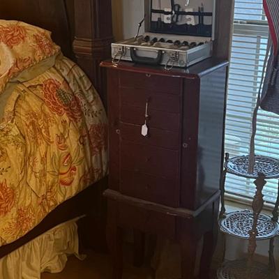 Sale Photo Thumbnail #93