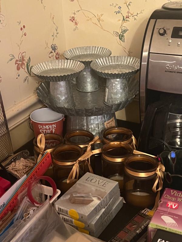 Sale Photo Thumbnail #219