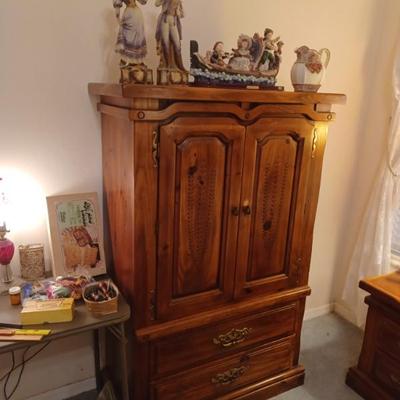 Sale Photo Thumbnail #142