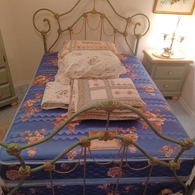 Sale Photo Thumbnail #121