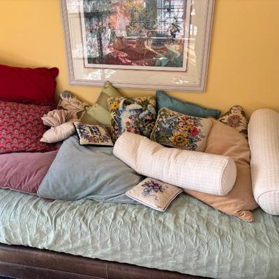 Sale Photo Thumbnail #46