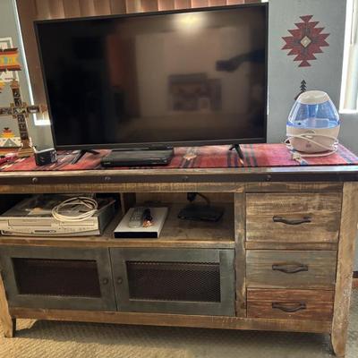 Sale Photo Thumbnail #259