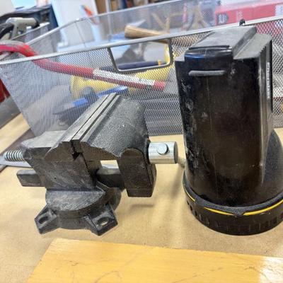 Sale Photo Thumbnail #194