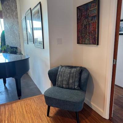 Sale Photo Thumbnail #128