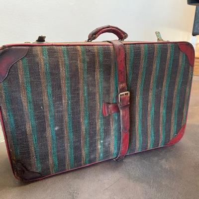 Sale Photo Thumbnail #150