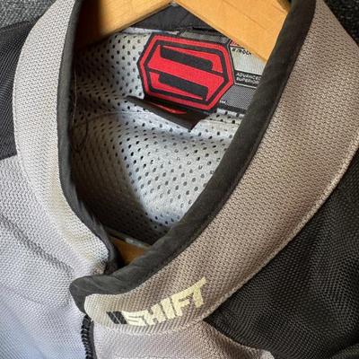 Sale Photo Thumbnail #489