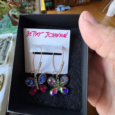 Sale Photo Thumbnail #450