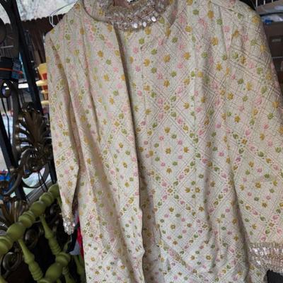 Sale Photo Thumbnail #578