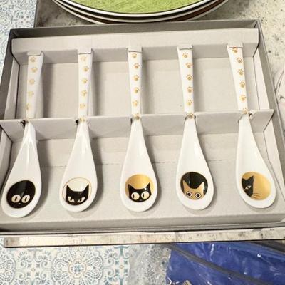 Sale Photo Thumbnail #251