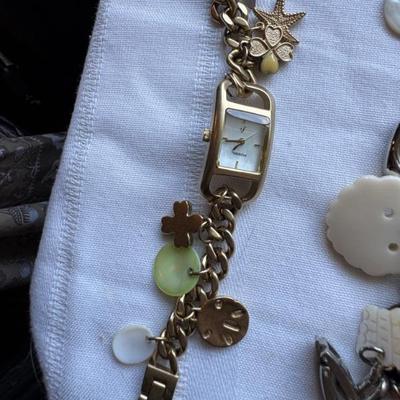 Sale Photo Thumbnail #494