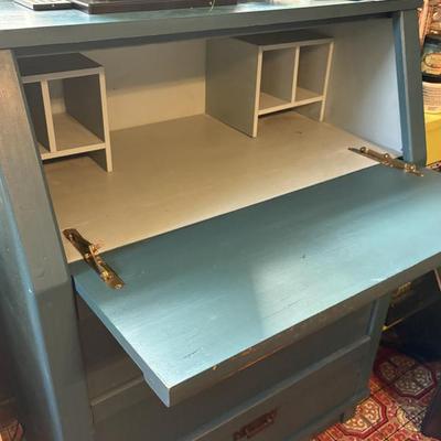 Sale Photo Thumbnail #733