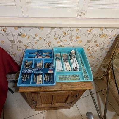 Sale Photo Thumbnail #75