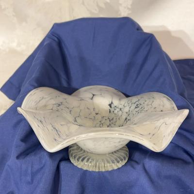 Mid-Century Murano Art Glass marbled handkerchief bowl.