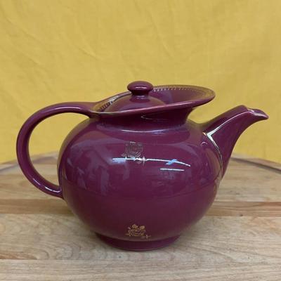 Vintage Hall China 'Windshield' teapot with gold rose decals