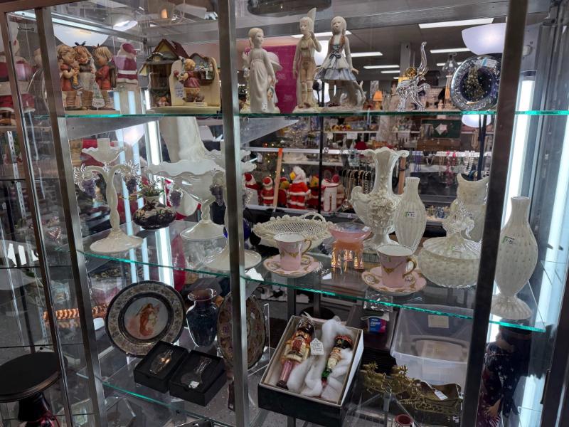 Sale Photo Thumbnail #27