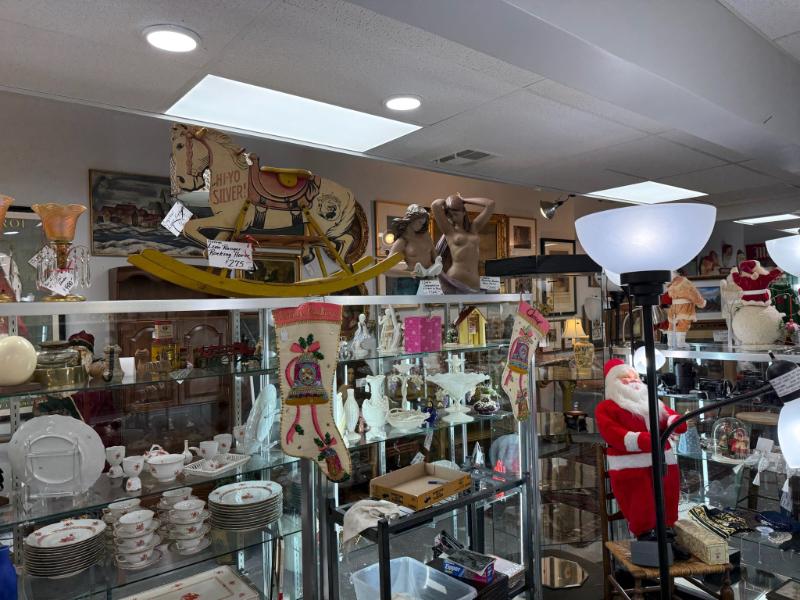 Sale Photo Thumbnail #18