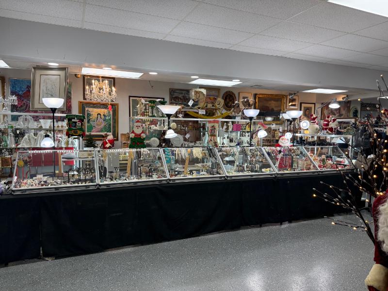 Sale Photo Thumbnail #2