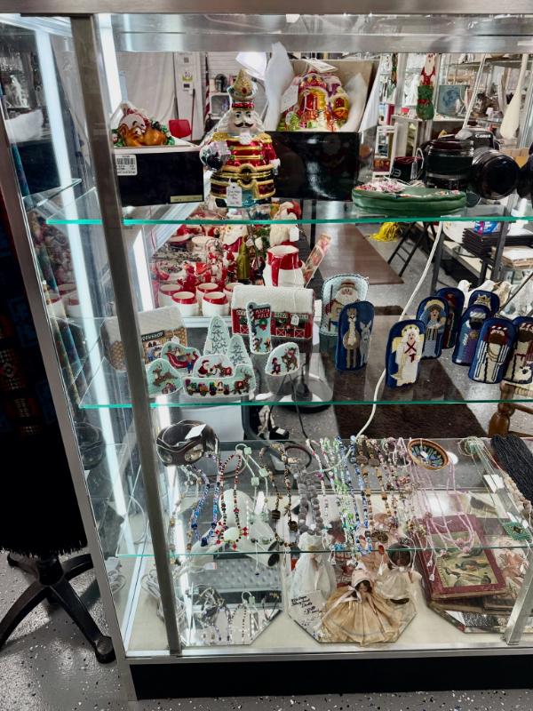 Sale Photo Thumbnail #25