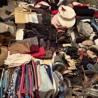 Sale Photo Thumbnail #93