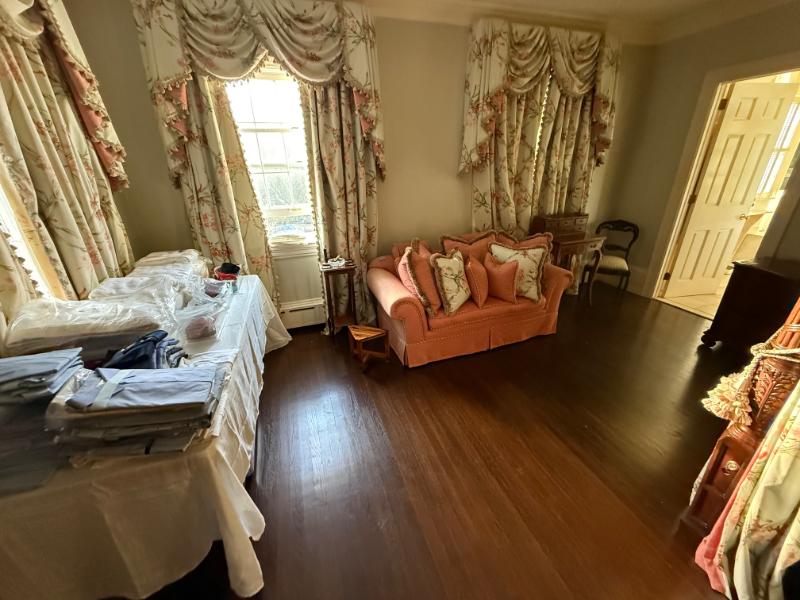 Sale Photo Thumbnail #31