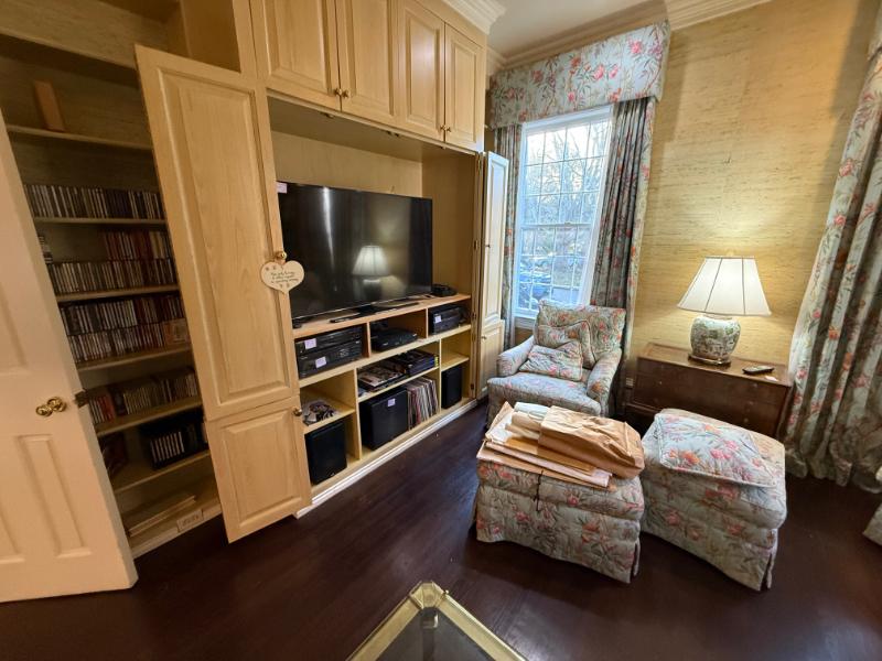 Sale Photo Thumbnail #14