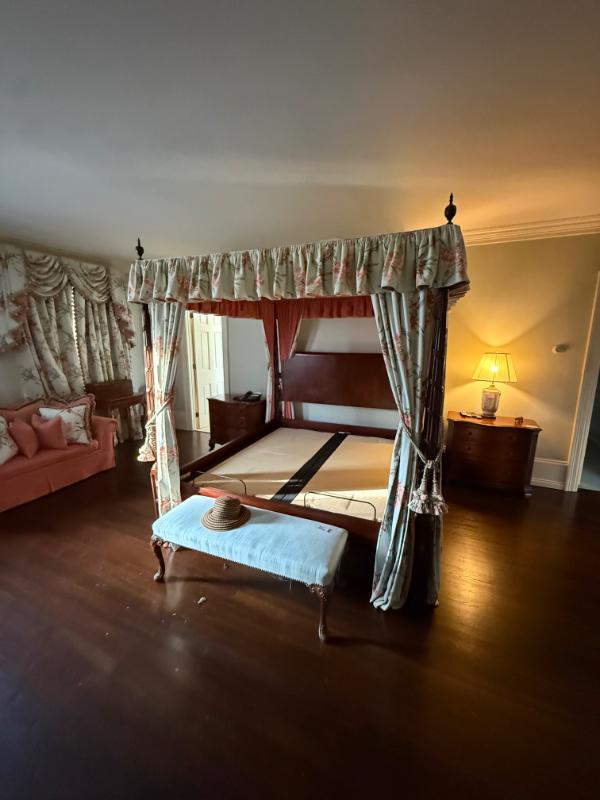 Sale Photo Thumbnail #30