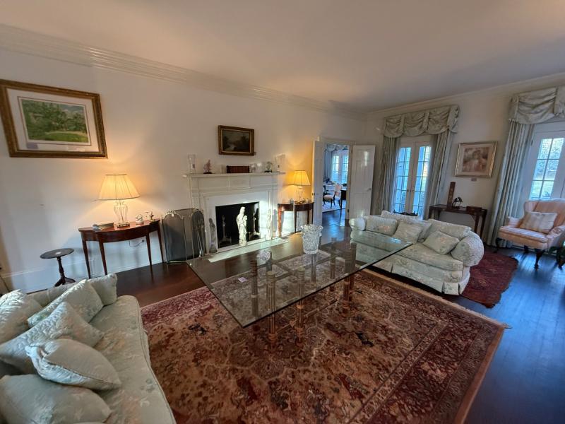 Sale Photo Thumbnail #6