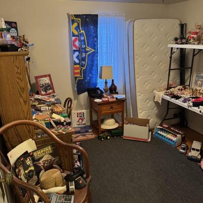 Sale Photo Thumbnail #74: Main toy room 