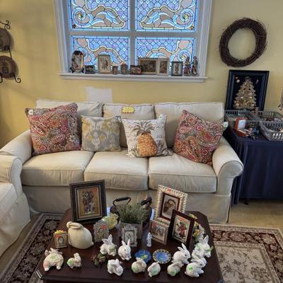 Sale Photo Thumbnail #3: Beautiful Rowe Furniture 