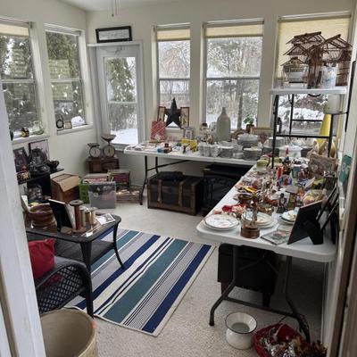 Sale Photo Thumbnail #60: Four seasons room