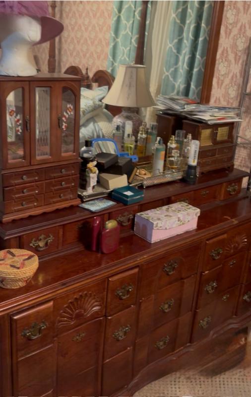 Sale Photo Thumbnail #28