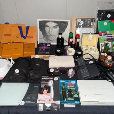 Sale Photo Thumbnail #225