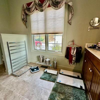 Sale Photo Thumbnail #69