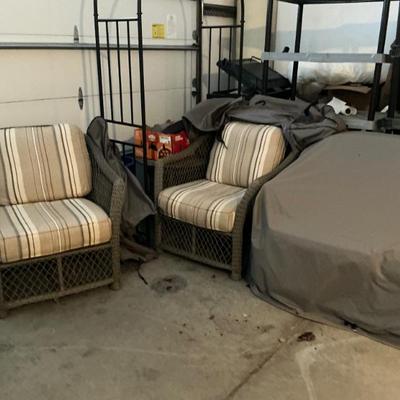 Sale Photo Thumbnail #157: Patio set