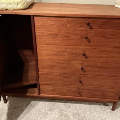 Sale Photo Thumbnail #116