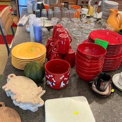 Sale Photo Thumbnail #64: Waechtersbach dishes