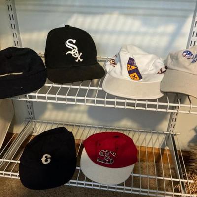 Sale Photo Thumbnail #17: Felt vintage hats